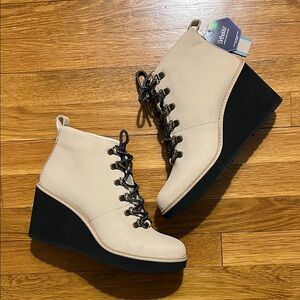 Toms Beige and Black Wedge Lace-Up Ankle Boots